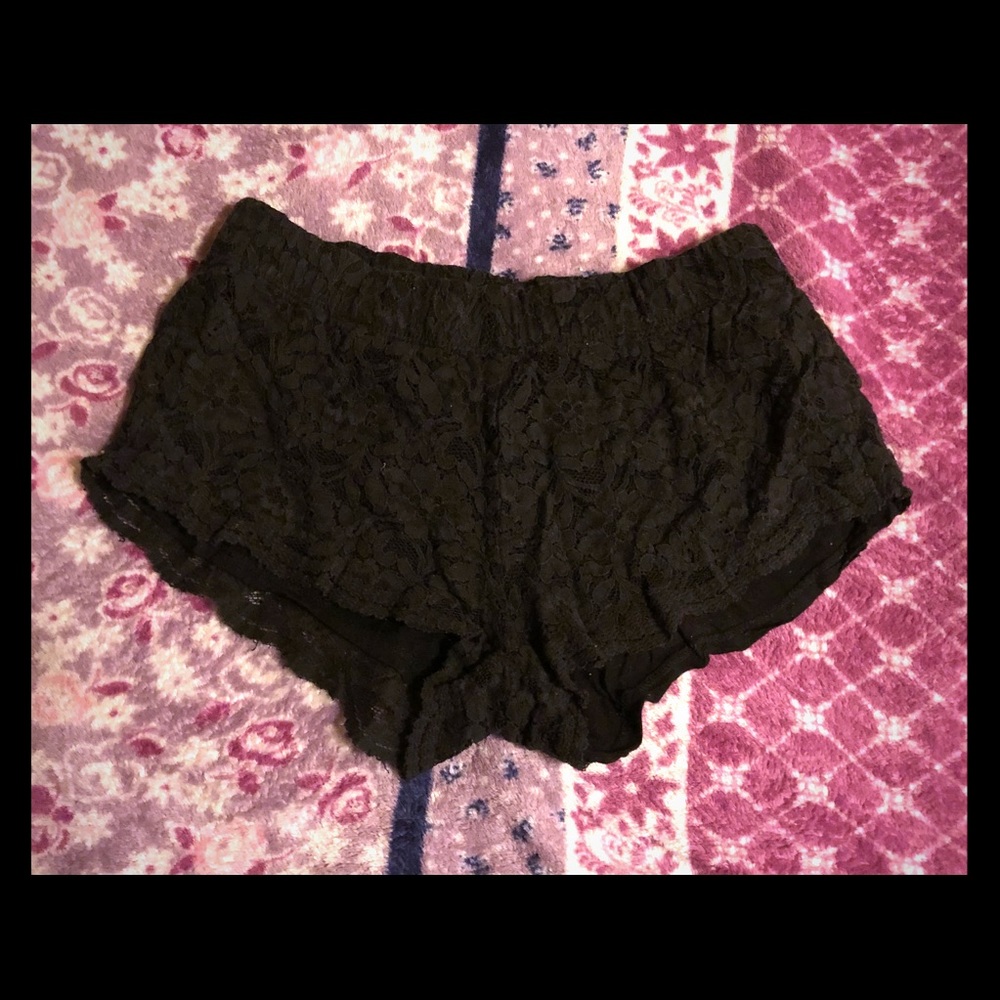 Forever 21 Lace Elastic Waist Shorts
